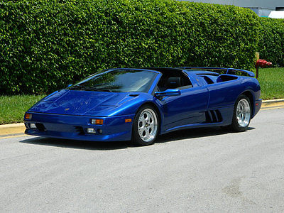 Lamborghini : Diablo 1997.5 VT Roadster 1997.5 lamborghini diablo vt roadster chiaro blue wing tools books collector car