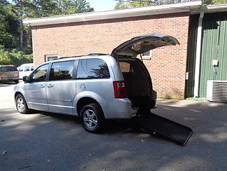 Dodge : Caravan SXT hANDICAP WHEELCHAIR ACCESSIBLE VAN 2009 silver sxt handicap wheelchair accessible van