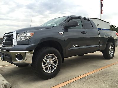 Toyota : Tundra SR5 Crew Cab Pickup 4-Door Toyota Tundra 4x4 Double Cab 5.7  by Owner   Excellent Condition  Texas