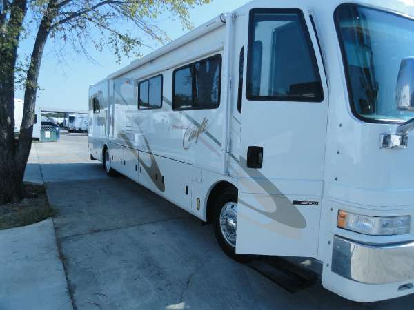 2009 American Coach American Allegiance 42g