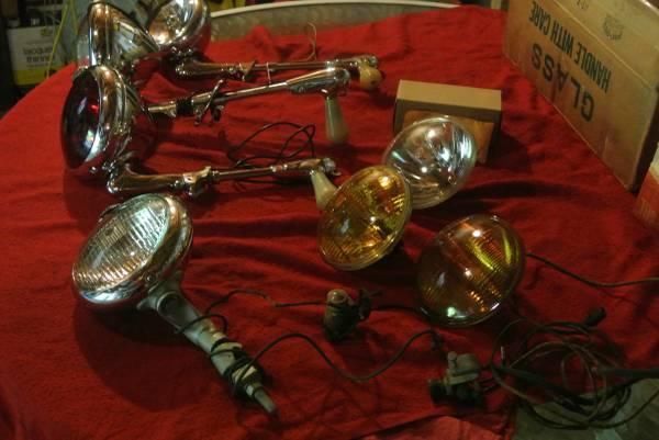 COLLECTION: UNITY SPOTLITES AND FOG LITES FROM 40'S/50'S 6/12 VOLT, 2