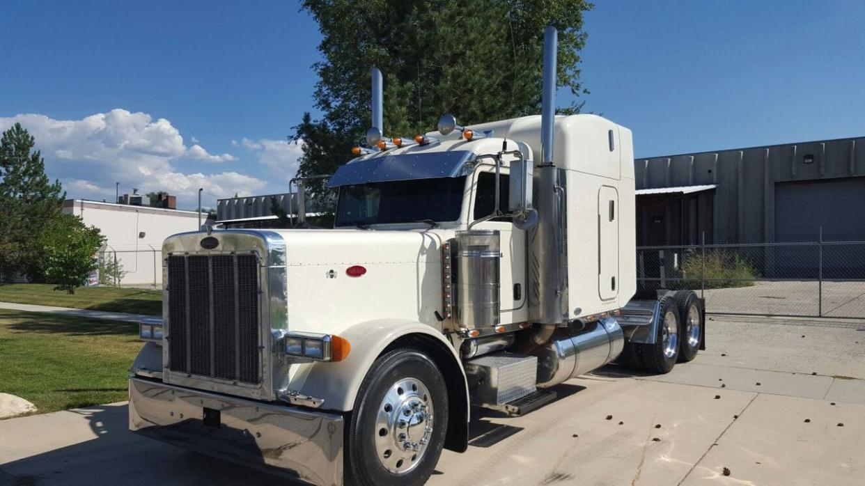 2005 Peterbilt 379