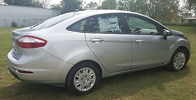 Ford : Fiesta S 2015 ford fiesta s sedan 4 door 1.6 l save 37 mpg e z fixer focus civic salvage