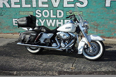Harley-Davidson : Touring 2012 harley davidson road king classic loaded with options low miles