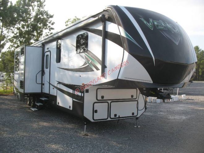 2006 Country Coach Inspire 360