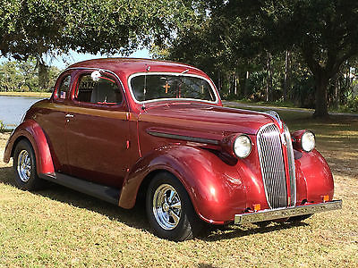 Plymouth : Other 1937 plymouth 5 window coupe