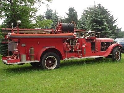 Other Makes : REO Speedwagon metal Historic Antique Fire Truck