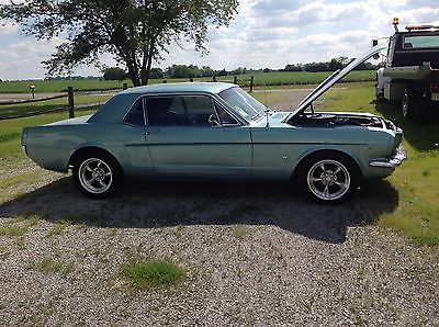 Ford : Mustang Coupe Classic car