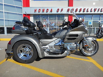 Honda : Gold Wing 2002 honda gl 1800 goldwing gold wing motor trike with accessories