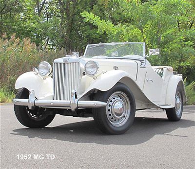 MG : T-Series Roadster 52 td roadster restored cream exterior green leather interior