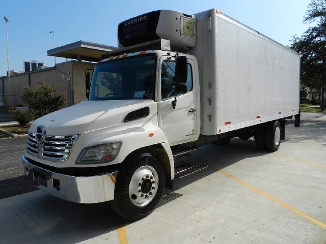 2007 Hino 268 Reefer Box Truck