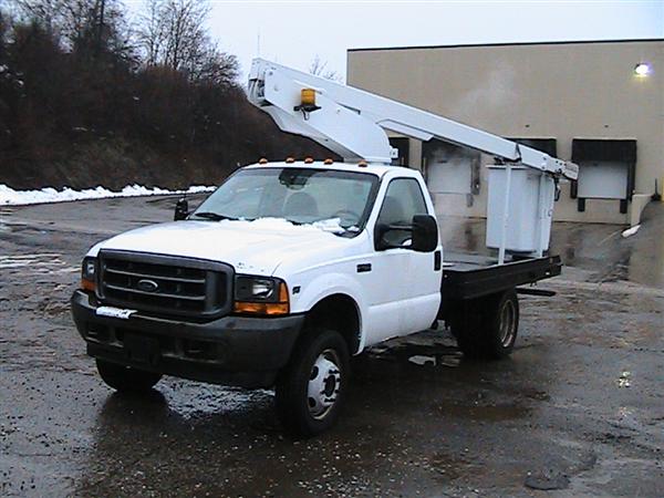 2001 Versalift Tel29n