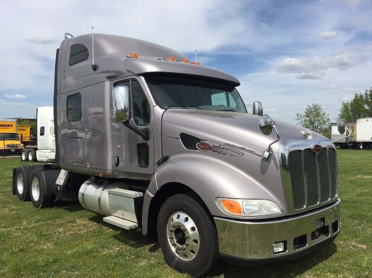 2009 Peterbilt 387