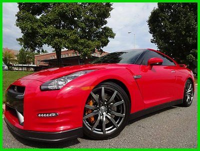 Nissan : GT-R Premium 2 OWNER CLEAN CARFAX 8K MILES WE FINANCE! 3.8 l clear bra heated seats bose audio navigation back up camera