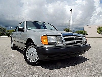 Mercedes-Benz : 300-Series E TIME CAPSULE CAR, 100% ORIGINAL, COLLECTOR QUALITY, NICEST IN THE COUNTRY!!!
