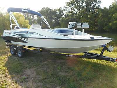 LOWE SD224 SPORT DECK BOAT WITH MERCURY 150 4S AND TRAILER