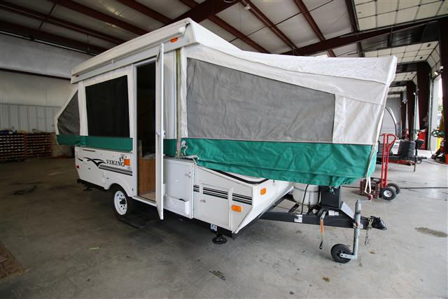 2014 Viking 14R FRONT DINETTE SUPER LITE WEIGHT