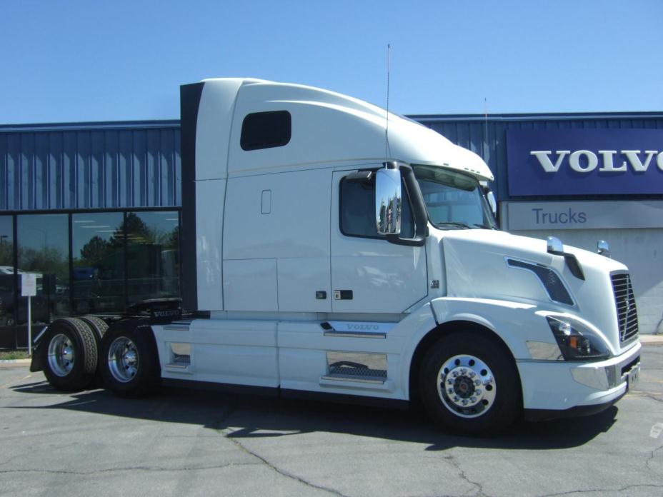 2016 Volvo Vnl64t670