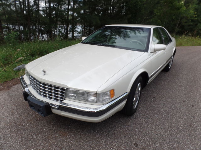 Cadillac : Seville 4dr Luxury S 97 cadillac seville beautiful pearl white runs great low miles