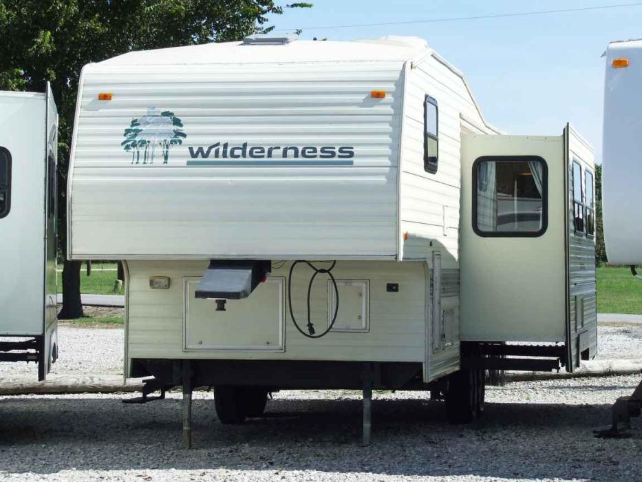 2008 Fleetwood PEGASUS 210