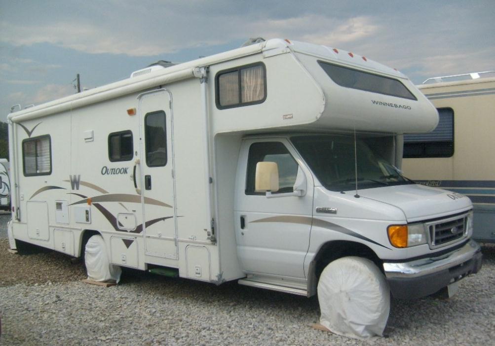 2006 Winnebago Outlook 26A