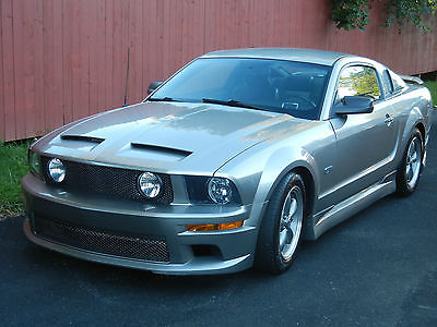 Ford : Mustang gt 2008 ford mustang gt coupe 2 door 4.6 l