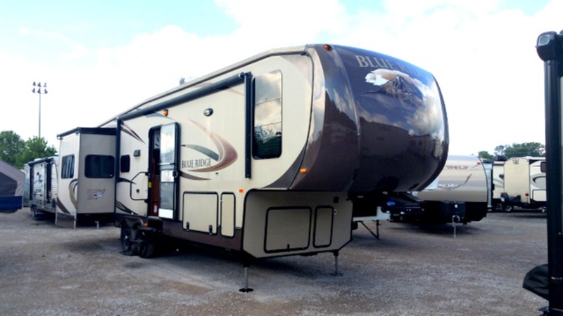 2016 Forest River 329DSF