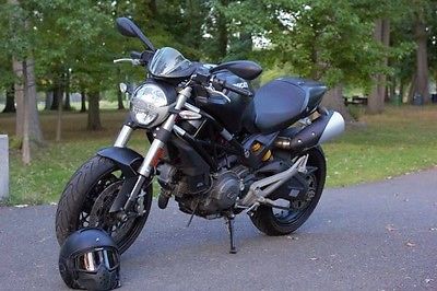 Ducati : Monster Ducati Monster 696 Matte Black ABS *low mileage*