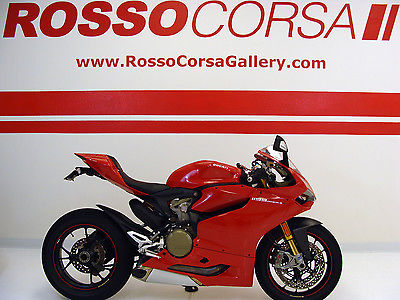 Ducati : Superbike Ducati 1199 Panigale S LIKE NEW - LOW MILES (only 3000 miles)