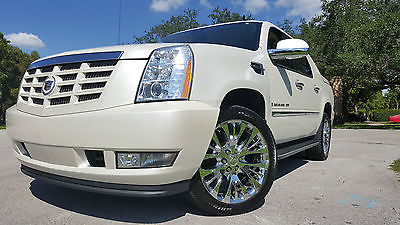 Cadillac : Escalade ULTRA LUXURY COLLECTION 2008 cadillac escalade ext ultra luxury collection sport top of the line ultra