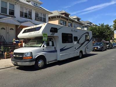 2008 rv four winds five star low miles strong engine sleeps 6 priced to sell