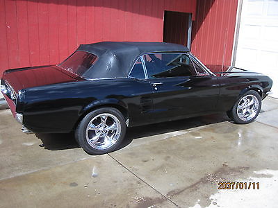 Ford : Mustang Gorgeous 67 Mustang Convertible