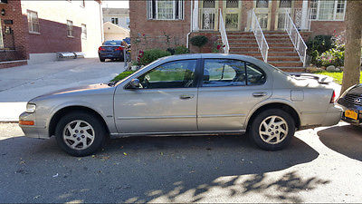 Nissan : Maxima Sedan 4-Door 99 1999 maxiima leather sunroof spoiler 94 k miles