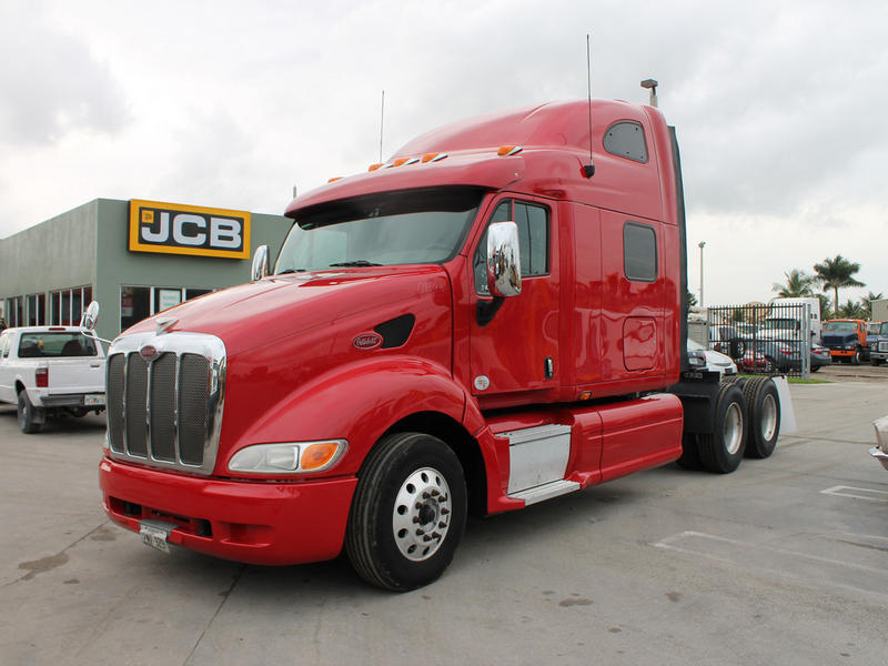 2010 Peterbilt 387