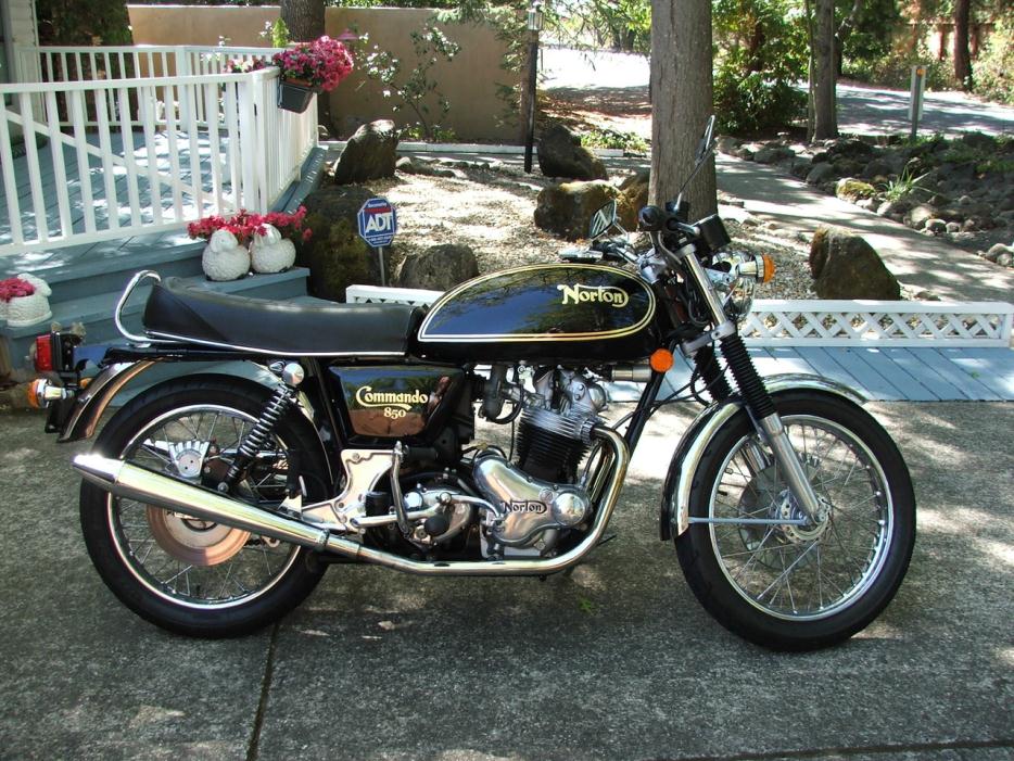 1975 Norton 850