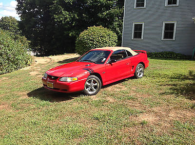 Ford : Mustang GT 1997 ford mustang gt convertible 2 door 4.6 l