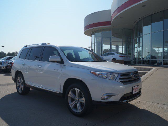 Toyota : Highlander Limited Limited SUV 3.5L Third Row Seat Navigation System With Voice Recognition Engine