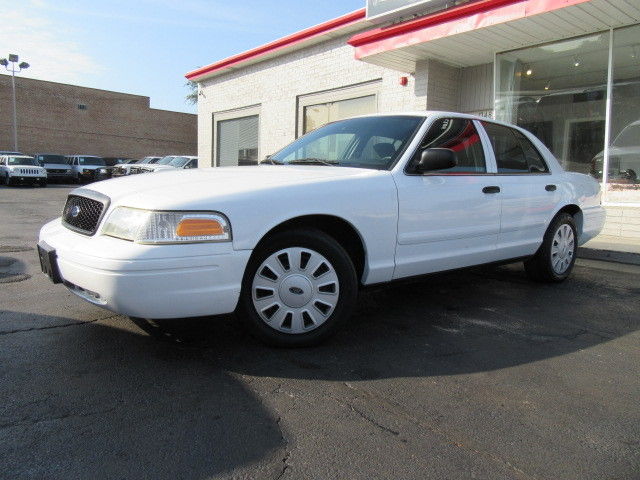 Ford : Crown Victoria 4dr Sdn Base White P71 Ex Fed Admin Car 42k Miles Pw Pl Cruise Nice