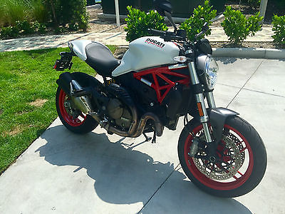 Ducati : Monster 2015 ducati monster 821 like new excellent condition 491 miles