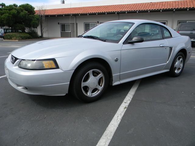 2004 Ford Mustang Coupe ... 40th Anniversary Edition