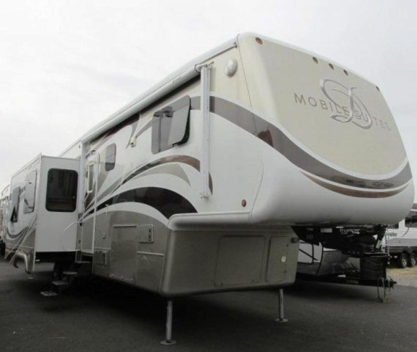 2004 DOUBLE TREE RV Mobile Suites 36RE3