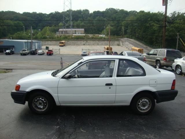 1996 TOYOTA TERCEL AUTOMATIC LOW MILES! WELL MAINTAINED