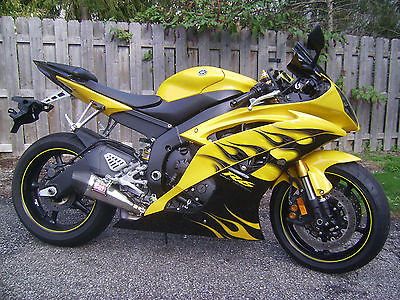 Yamaha : YZF-R R600 LOW MILES-IMMACULATE
