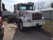 2003 Peterbilt 330