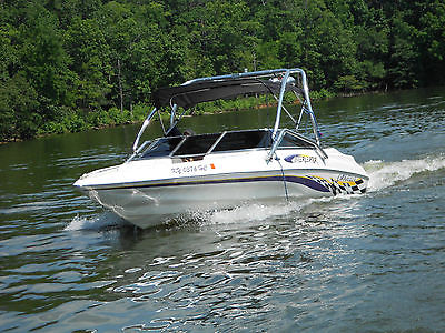 2012 Caravelle 232 Interceptor with Wake tower