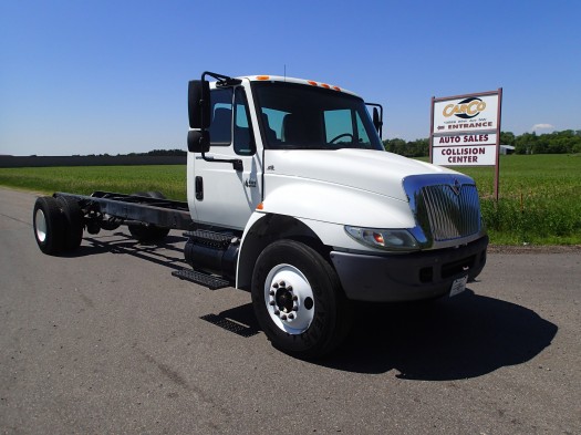 2007 International 4400 Sba 4 X 2 Cab  And  Chassis