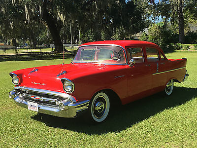 Chevrolet : Bel Air/150/210 One-Fifty Beautiful 1957 Chevy with Coca Cola Cooler & Diner Display  (1955 1956 1957)