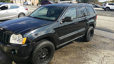 Jeep : Cherokee Laredo Jeep Cherokee Laredo Garage Kept, New Rims, Tires, Muffler, with Extras!!