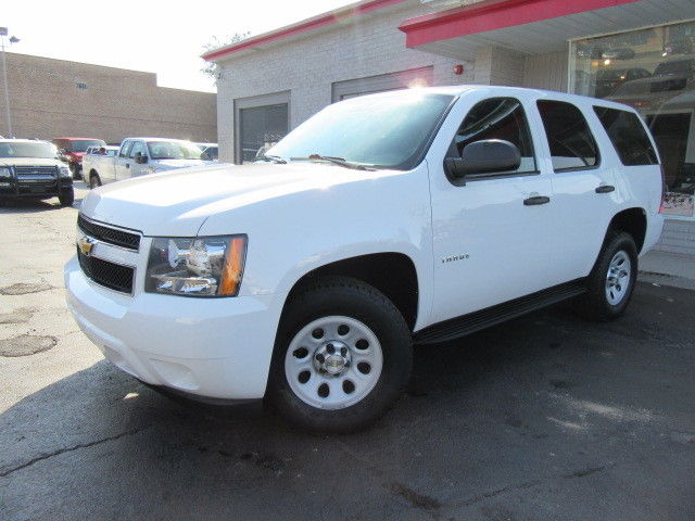 Chevrolet : Tahoe 4WD 4dr Comm White 4X4 LS Tow Pkg 571k Miles Warranty Rear Air Boards Ex Fed SUV Nice