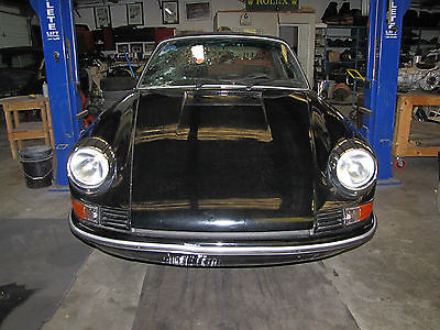 Porsche : 911 911 T 911T Porsche 1973 911 T Targa Damaged but Repairable